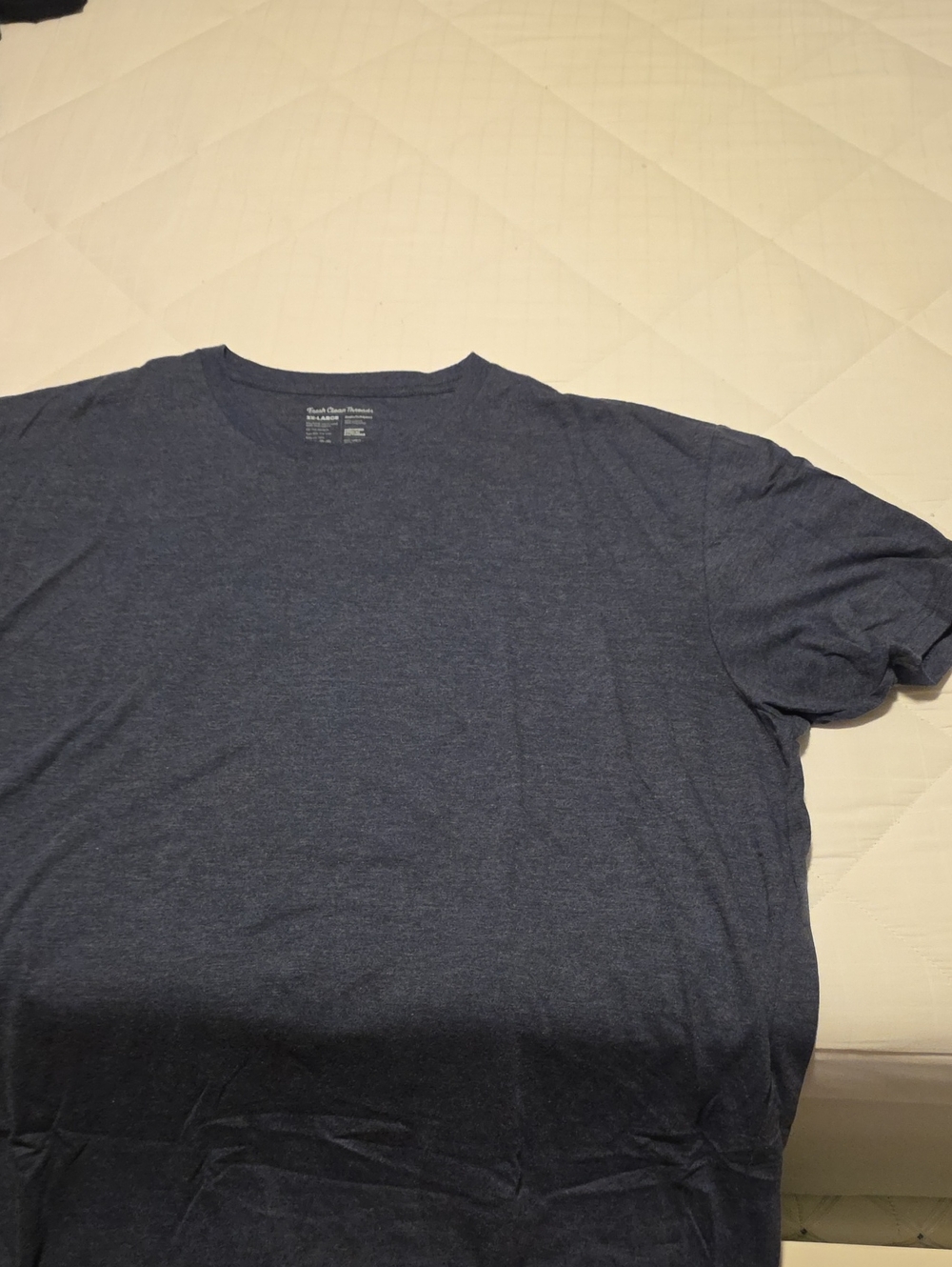 Men's Crew Neck Tee in Heather Navy